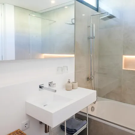 別荘 Casa Do Colhereiro With Private Pool In