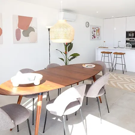 別荘 Casa Do Colhereiro With Private Pool In